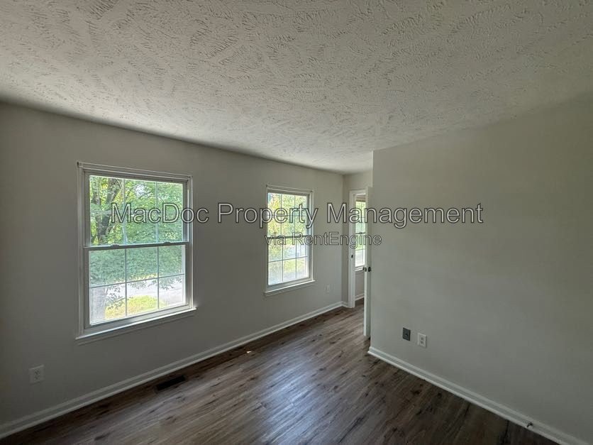 11304 Springfield Drive Fredericksburg, VA 22408 property image