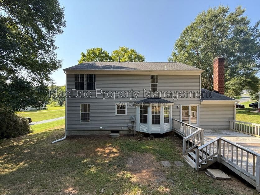 11304 Springfield Drive Fredericksburg, VA 22408 property image