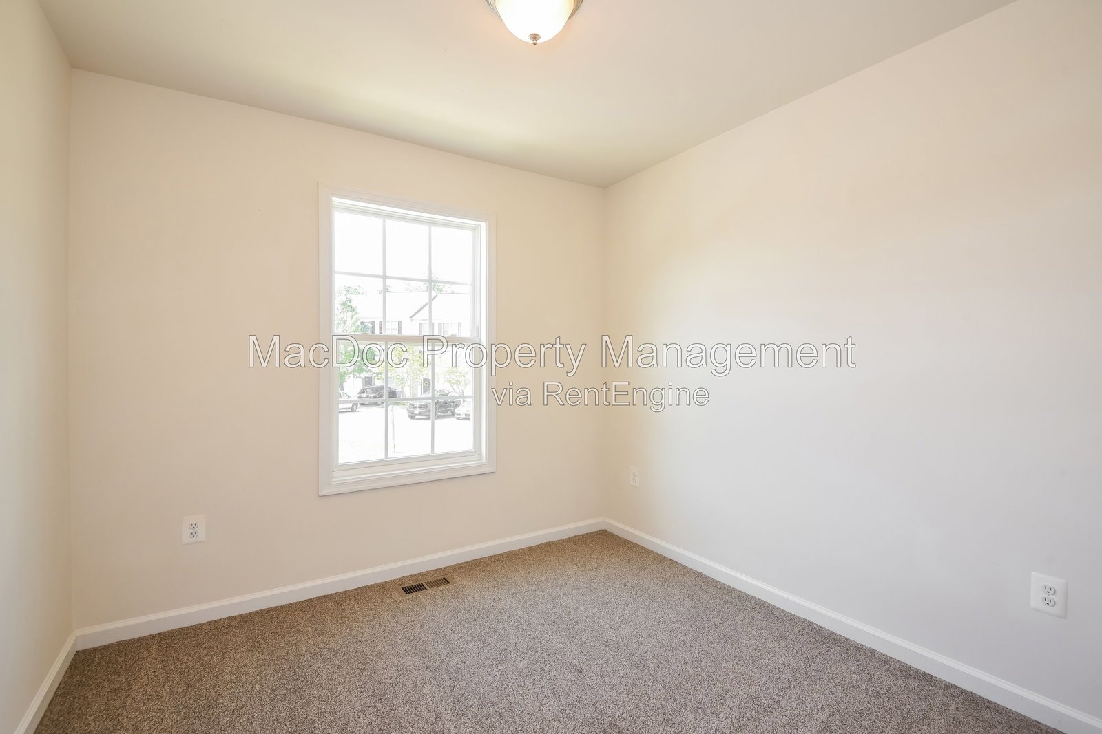 10417 Westgate Court Ruther Glen, VA 22546 property image