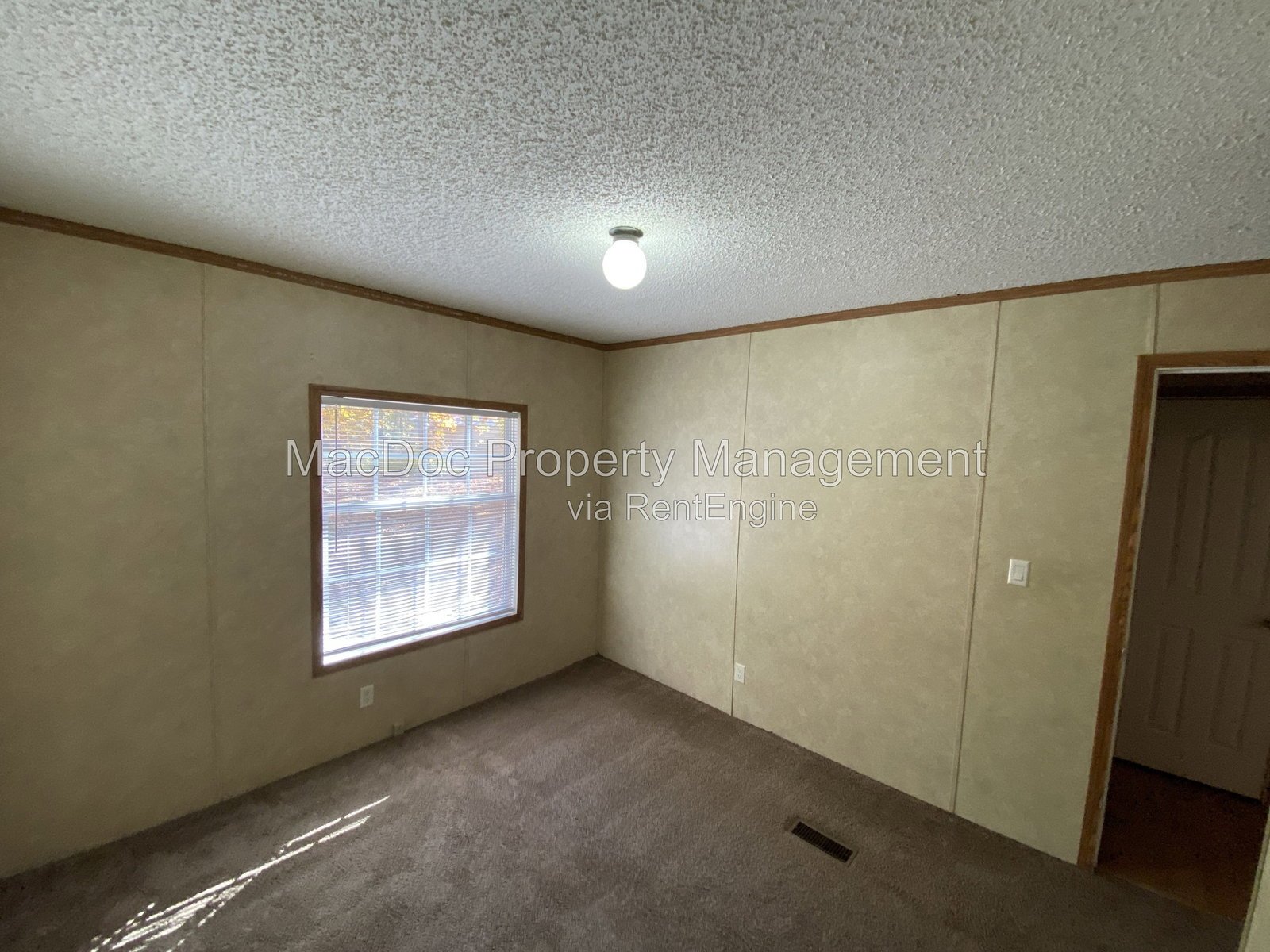 6280 Mt Airy Drive Ruther Glen, VA 22546 property image