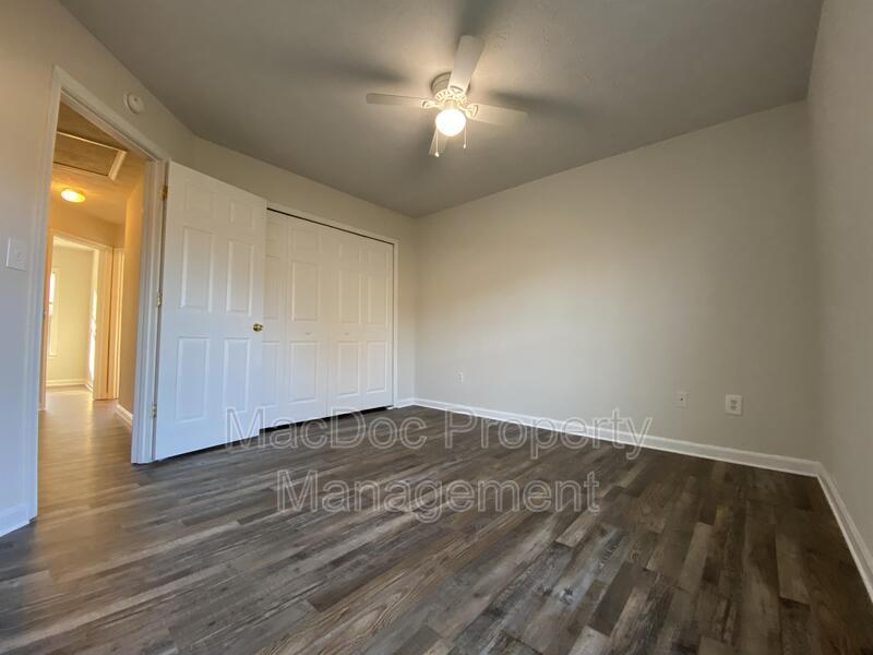 9609 Coventry Creek Drive property image