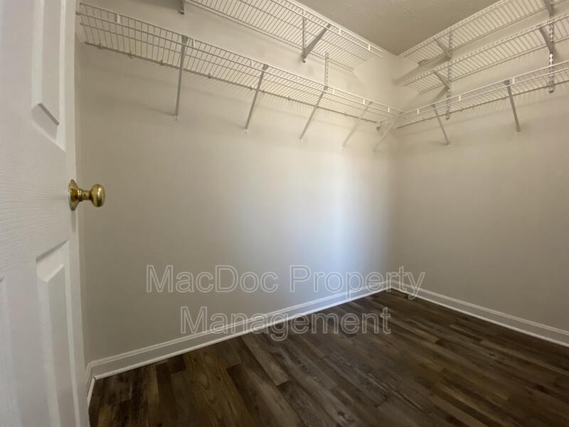 9609 Coventry Creek Drive property image