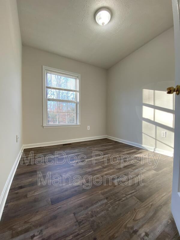 9609 Coventry Creek Drive property image