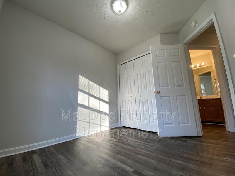 9609 Coventry Creek Drive property image