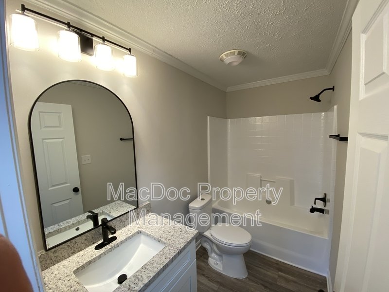 10504 Benchmark Road property image