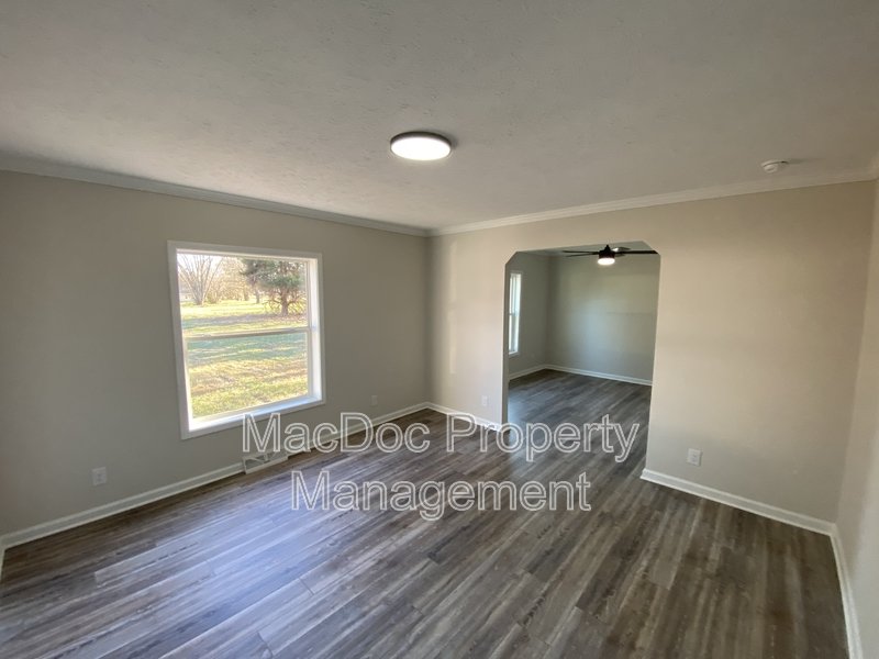 10504 Benchmark Road property image