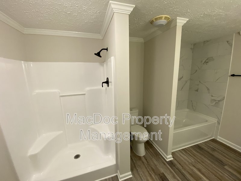 10504 Benchmark Road property image