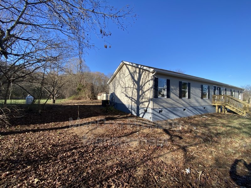 10504 Benchmark Road property image