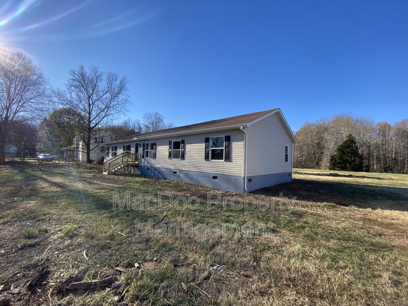 10504 Benchmark Road property image