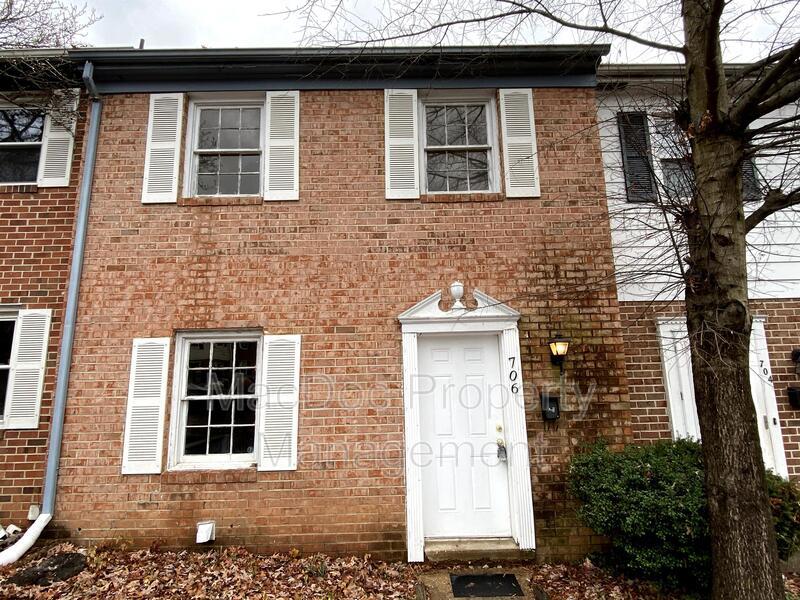 706 Olde Greenwich Circle Fredricksburg, VA 22408 MacDoc Property