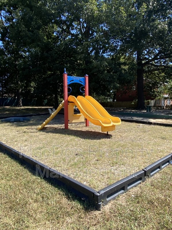 611 Anvil Road property image