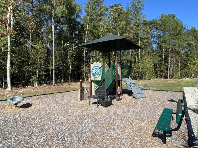 18422 Centennial Circle property image