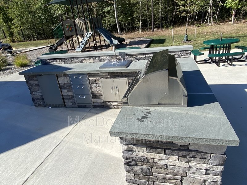 18422 Centennial Circle property image