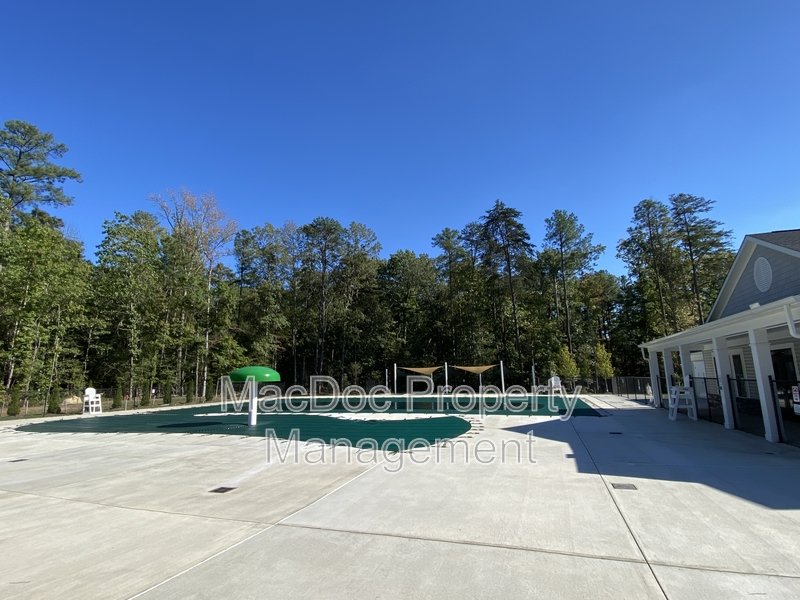18422 Centennial Circle property image