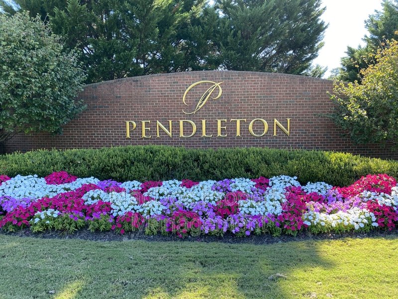 18422 Centennial Circle property image