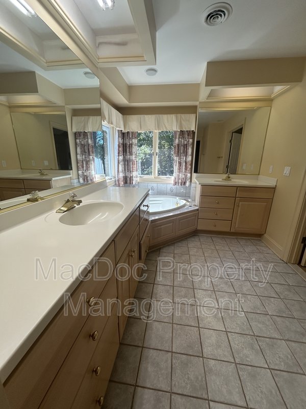 11103 Fawn Lake Parkway property image