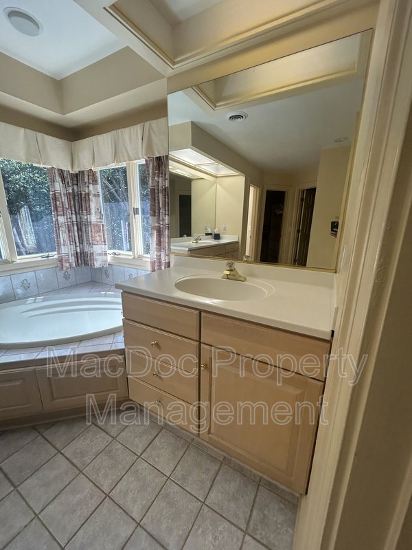 11103 Fawn Lake Parkway property image