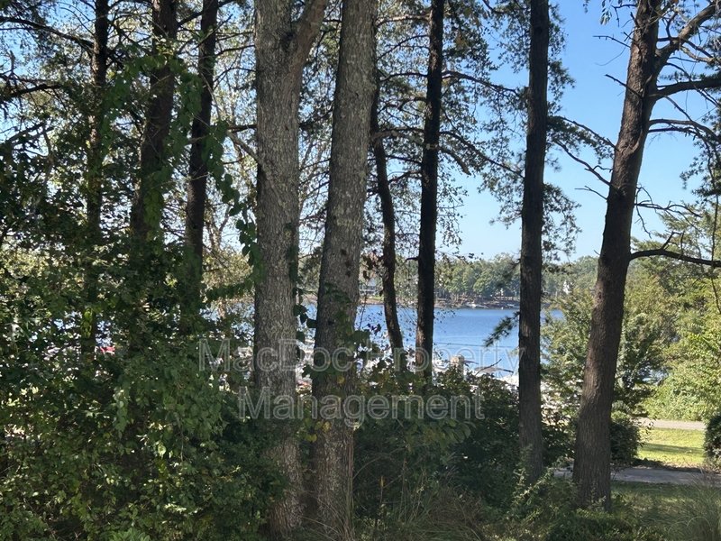 11103 Fawn Lake Parkway property image