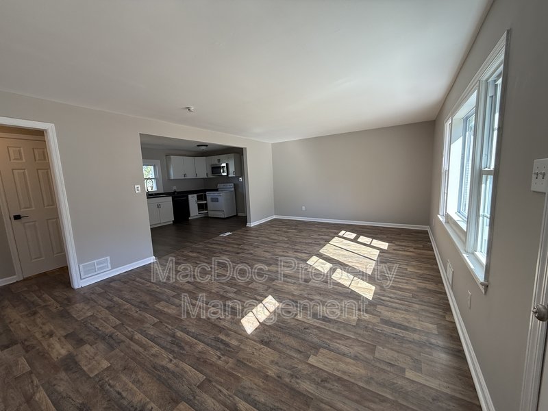 187 Brooks Drive property image