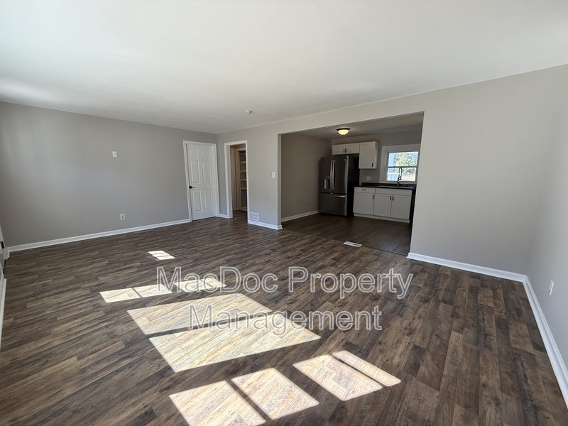 187 Brooks Drive property image