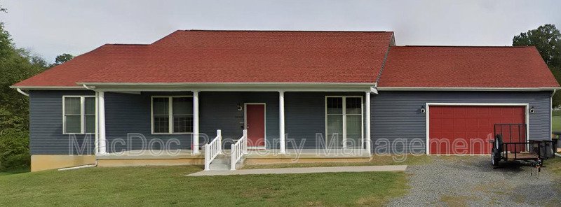 1043 Julian Drive property image