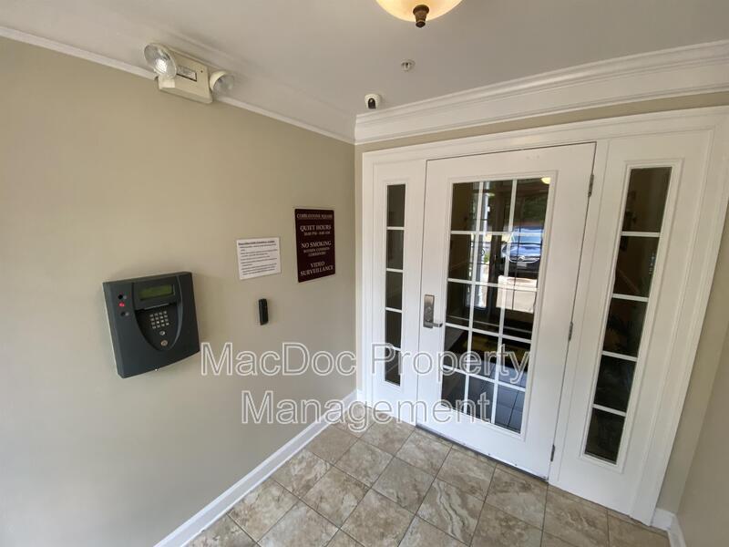 621 Cobblestone Boulevard T3 property image