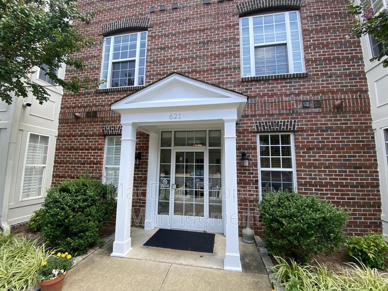 621 Cobblestone Boulevard T3 property image