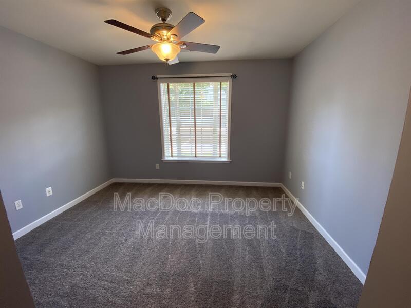 621 Cobblestone Boulevard T3 property image