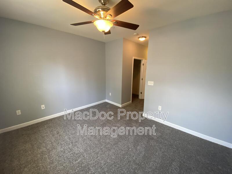 621 Cobblestone Boulevard T3 property image