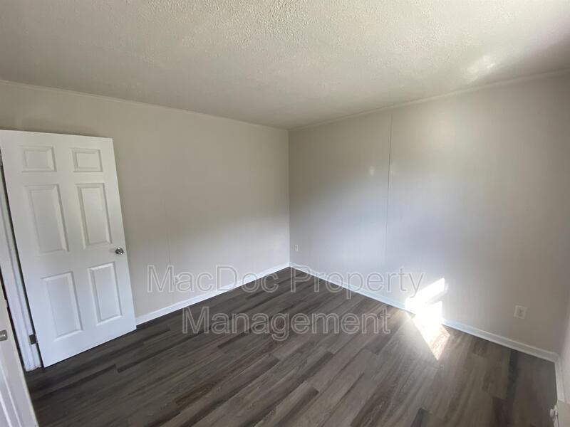 114-116 Loch Lane Drive Apt 8 property image