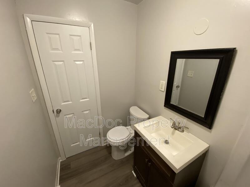 114-116 Loch Lane Drive Apt 8 property image