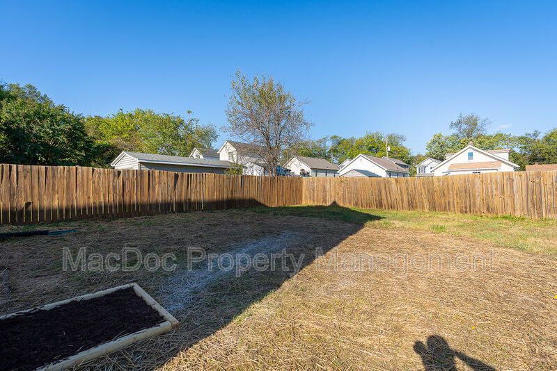 214 Mansfield Street property image
