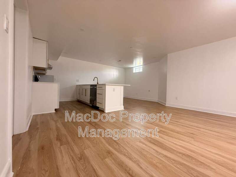 10402 Laurel Ridge Way - BASEMENT Downstairs Apt property image