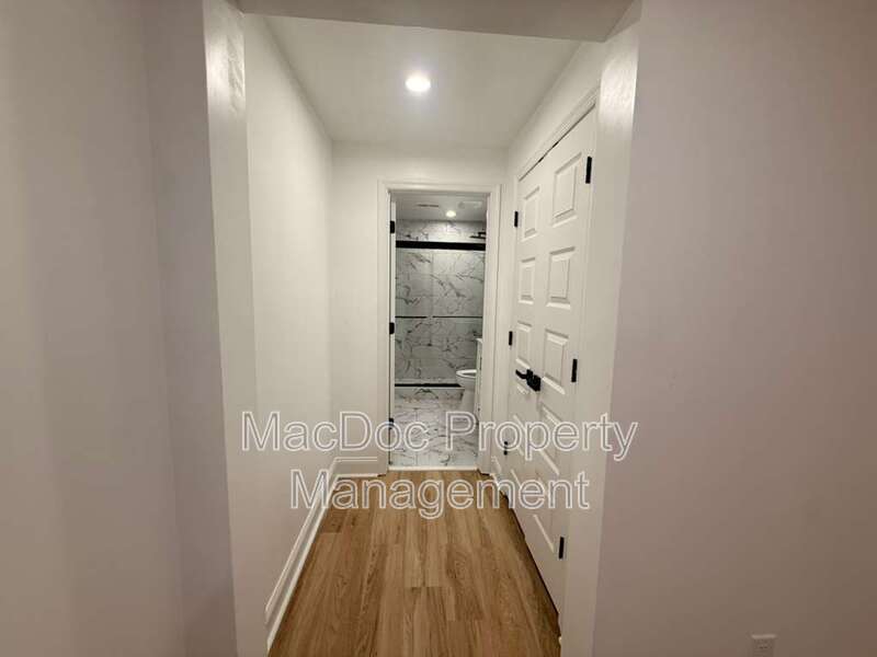 10402 Laurel Ridge Way - BASEMENT Downstairs Apt property image