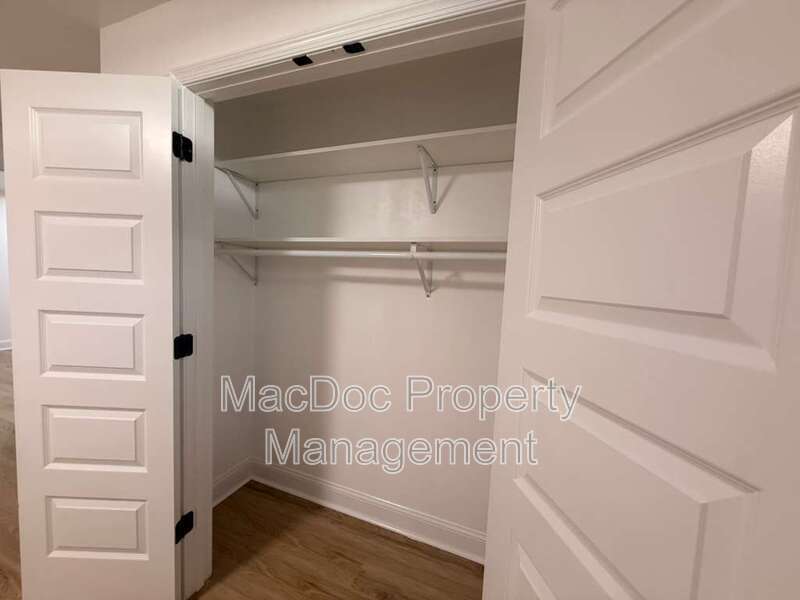 10402 Laurel Ridge Way - BASEMENT Downstairs Apt property image