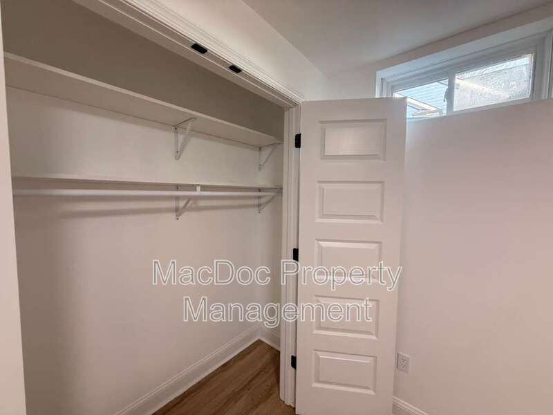 10402 Laurel Ridge Way - BASEMENT Downstairs Apt property image
