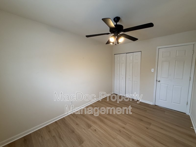 405 Olde Greenwich Circle property image