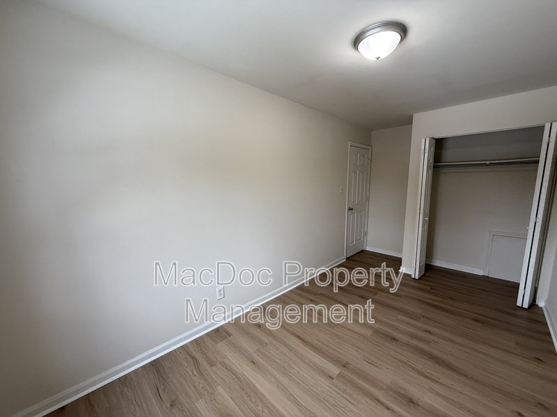 405 Olde Greenwich Circle property image