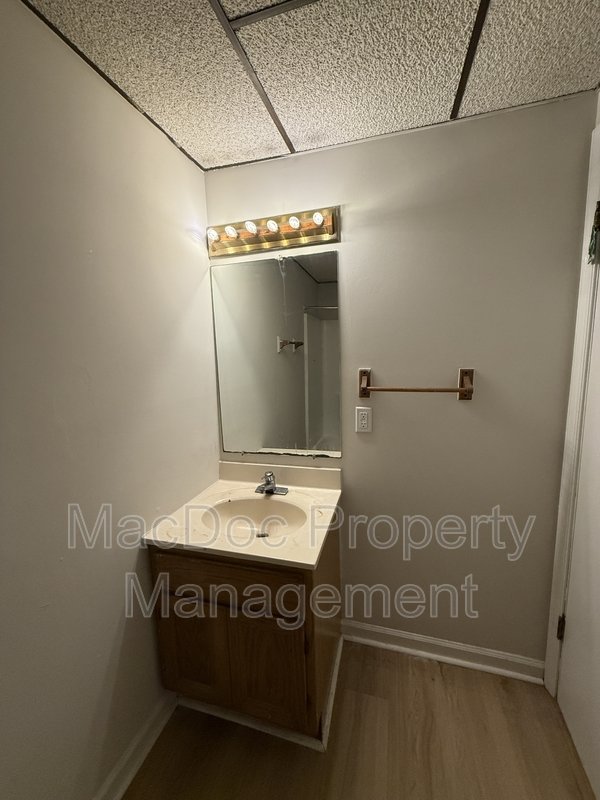 9298 Hayden Drive - 11 property image