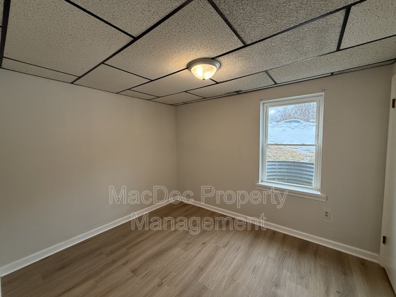 9298 Hayden Drive - 11 property image