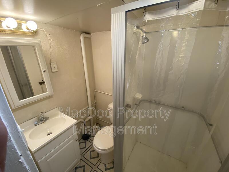 1003 Kenmore Avenue Apt 5 property image