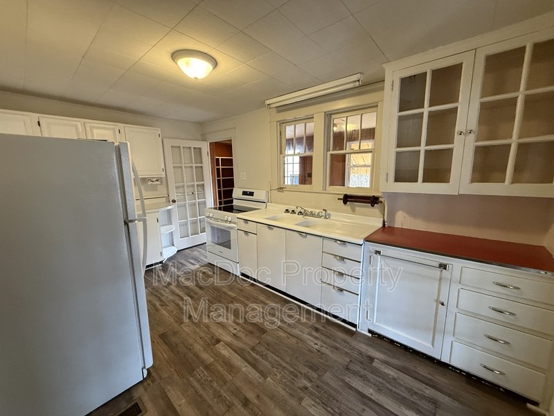 885 Truslow Road property image