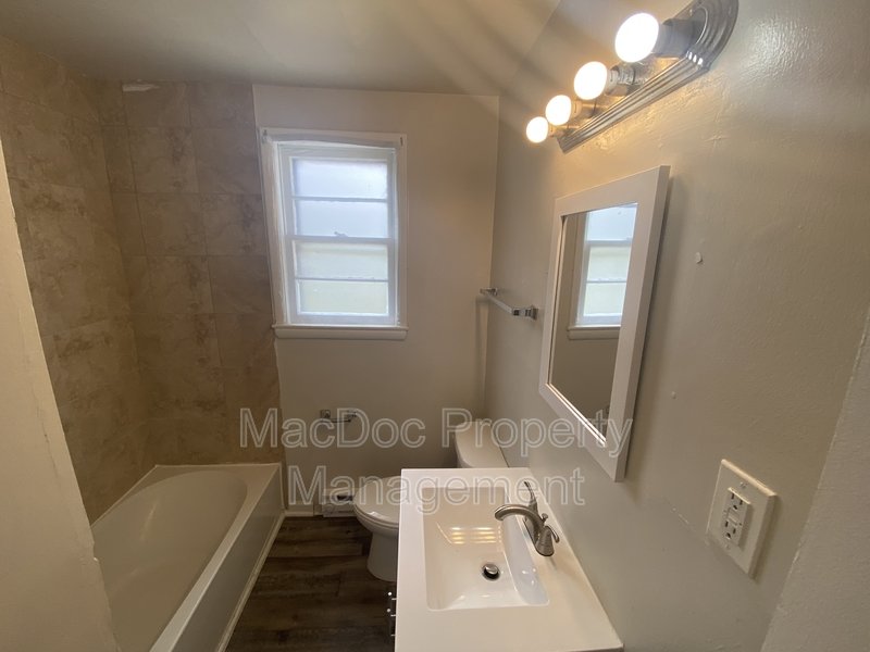 1500 Airport Avenue property image