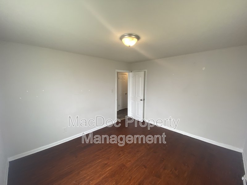 1500 Airport Avenue property image