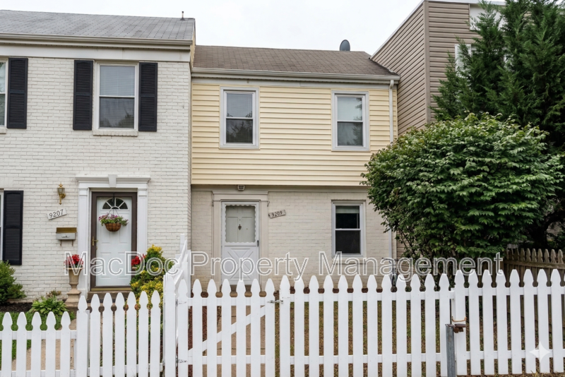 9209 Hood Rd property image