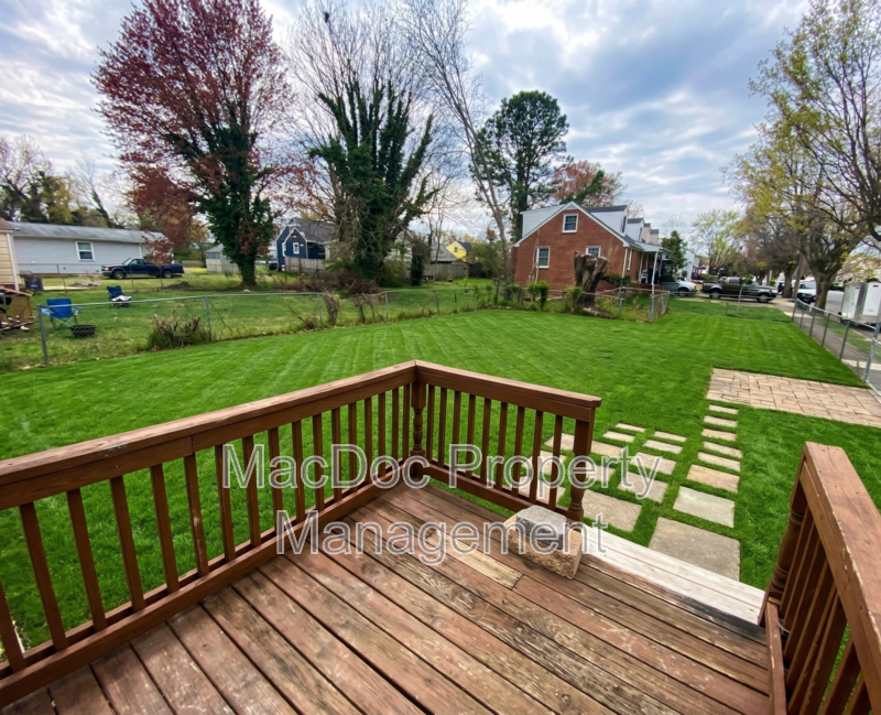 1500 Airport Avenue property image