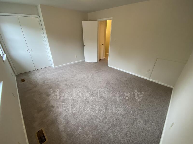 14 Manchester Court property image