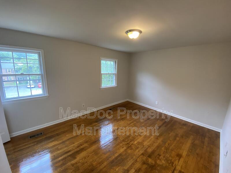 719 Olde Greenwich Circle property image