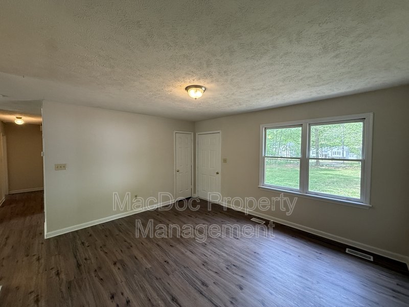 12909 Dubin Dr property image