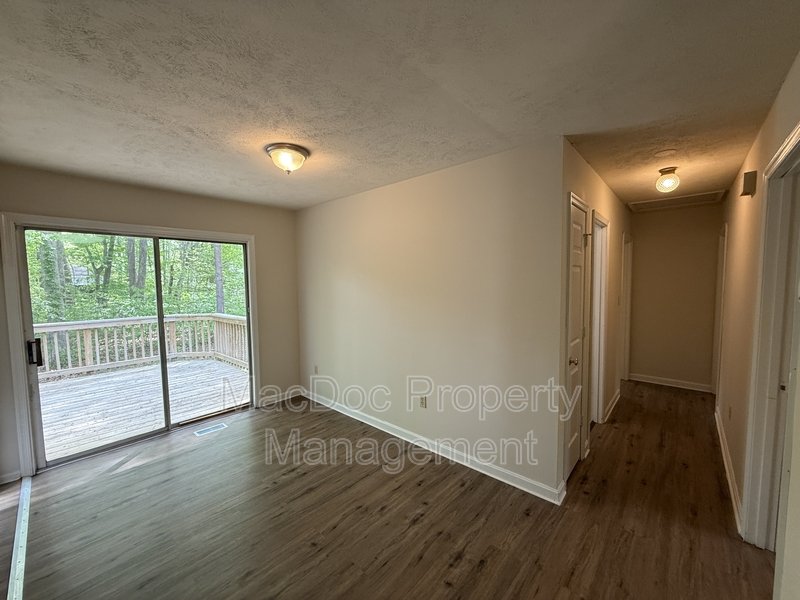 12909 Dubin Dr property image